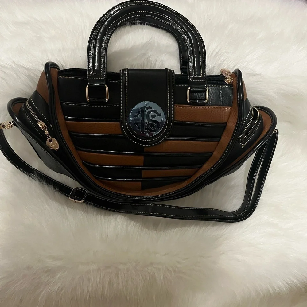 High Fashion Shoulder bag duo with small crossbody purse- NWOT